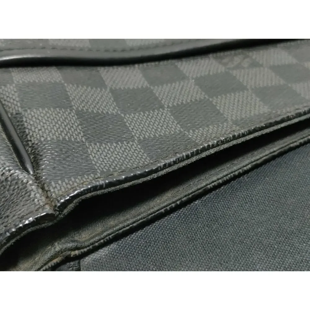 LOUIS VUITTON Damier Graphite Daniel MM Messenger Shoulder Bag N58033